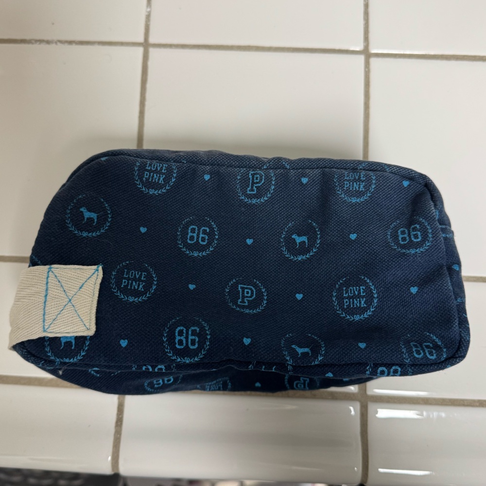 Vintage Y2K PINK Victoria's Secret Blue cosmetic bag - Picture 4 of 6